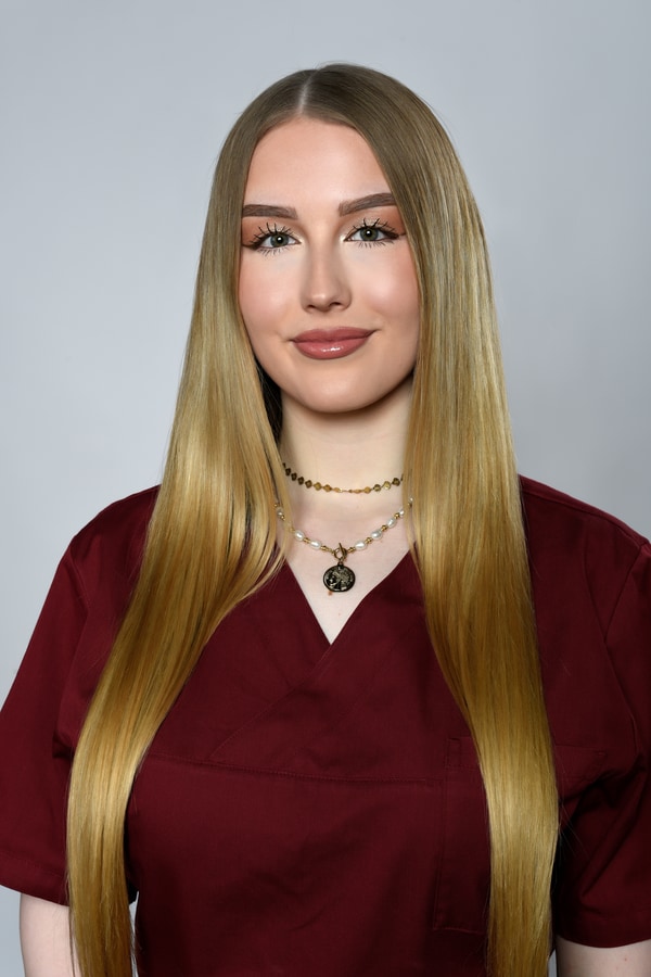 Team Zahnarztpraxis Kashi (Hamburg) - Luisa Gerland